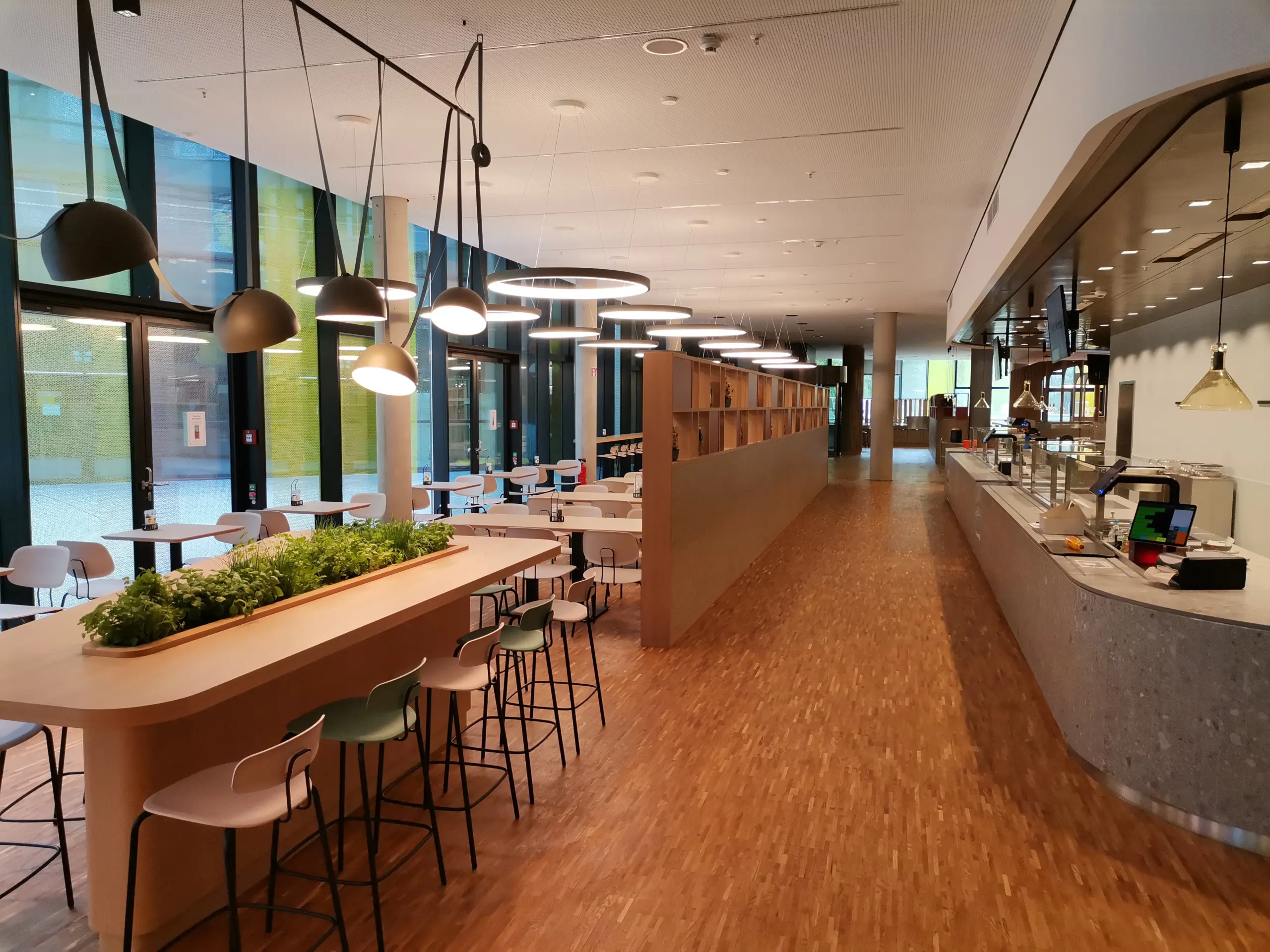 ADAC Umbau GAstronomische Flächen, München